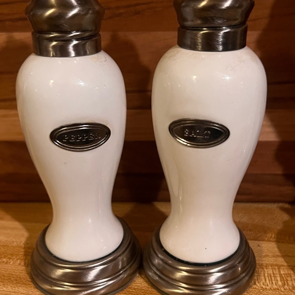 Elegant White Salt and Pepper Shaker Set